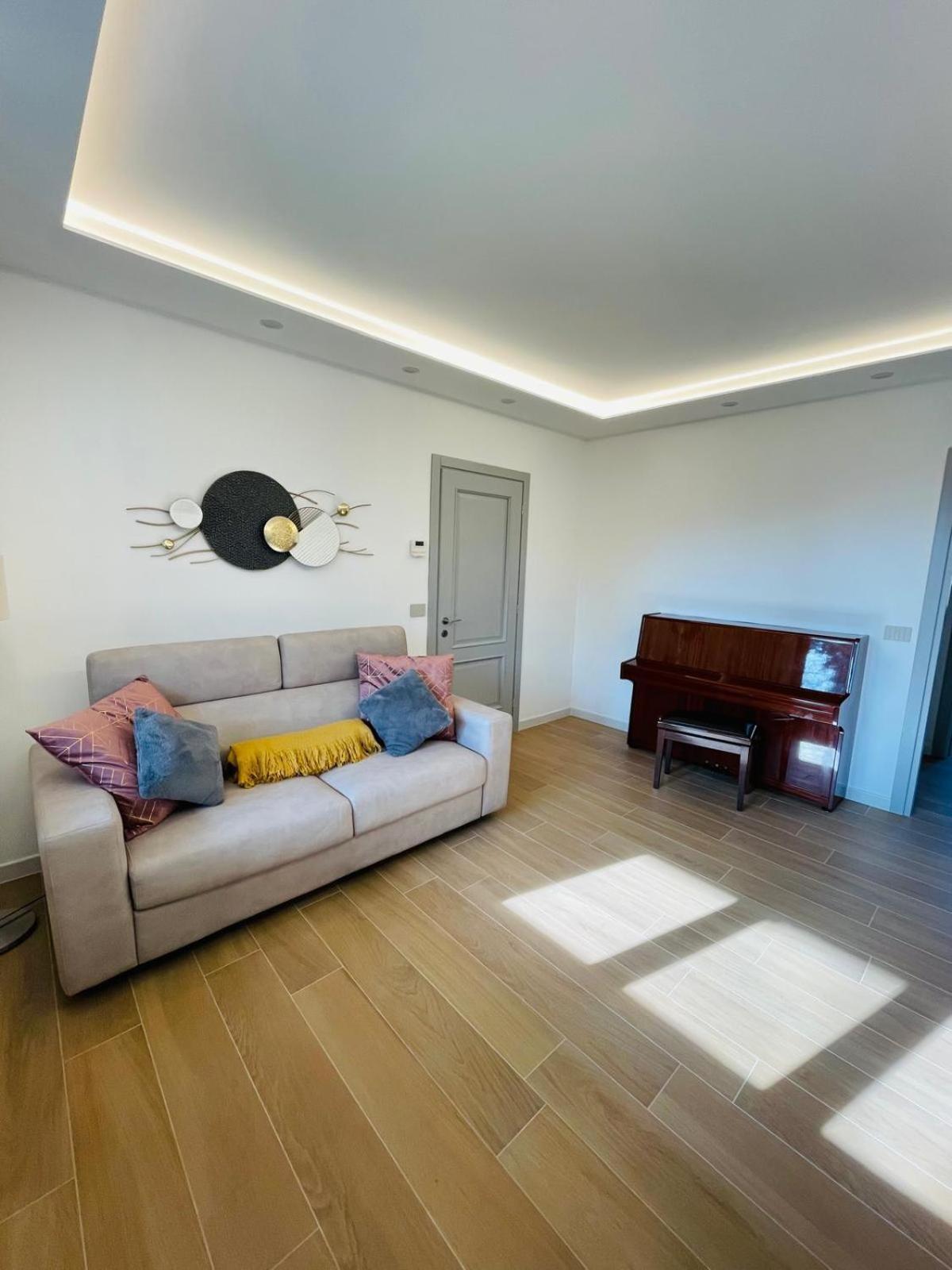 Holiday Flat In Villa San Gregorio With Pool Melazzo Exterior foto